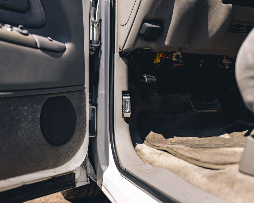 Chevy | GMC OBS 1995-1999 | NBS 2000-2007 Billet Hood Release Handle